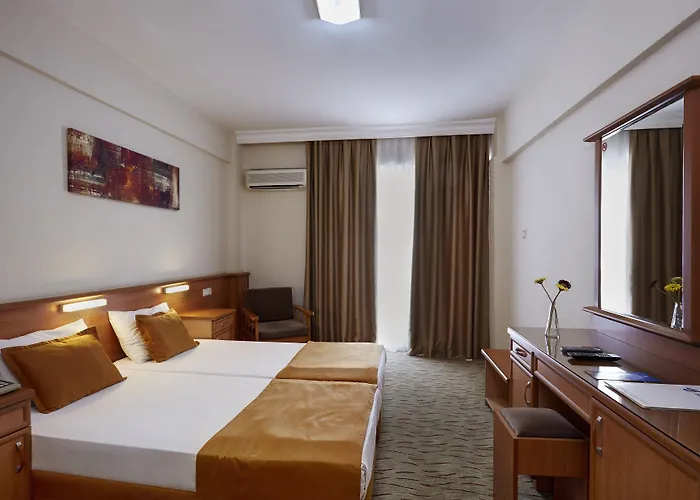 比尔卢库酒店 Ayvalı